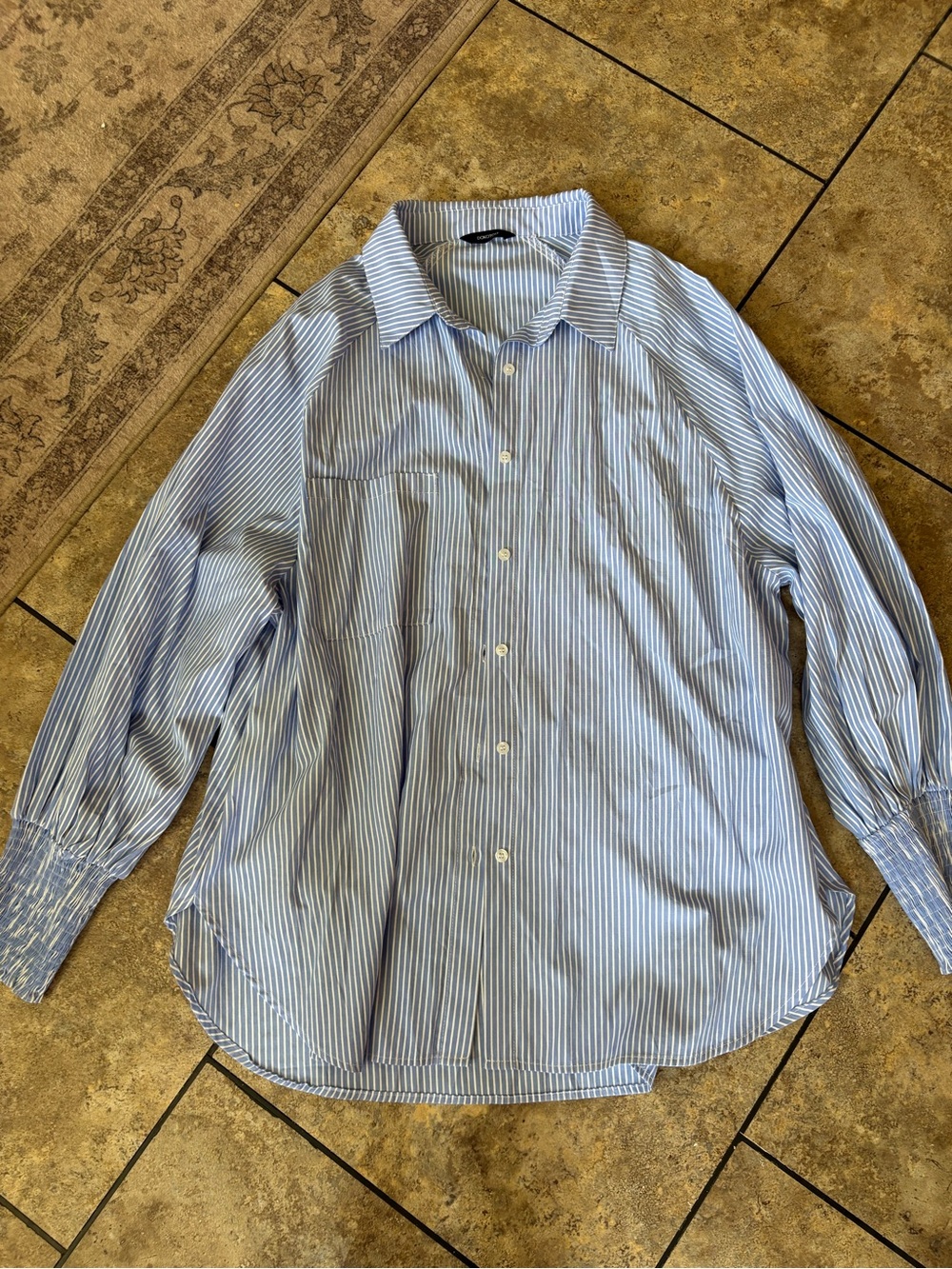 NWOT Dokotoo Women’s Light Blue Striped Button-Up Shirt Size XL